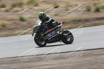 media/Apr-20-2025-AHRMA (Sun) [[393a79c373]]/Race/Group 10/Turn 4b/